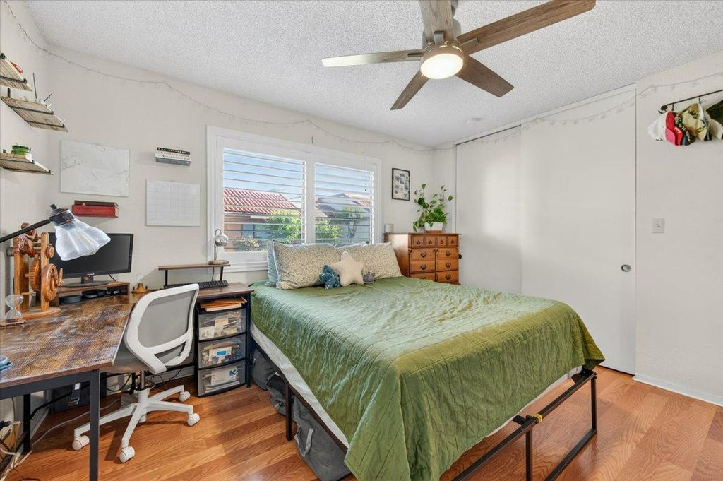 Image 19 of property listing at 1767 W Santa Ana Avenue, Fresno, CA 93705
