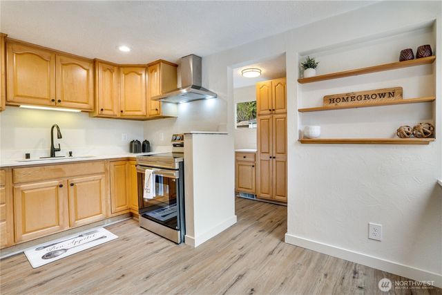 2450 Marine Drive, Bremerton, WA 98312