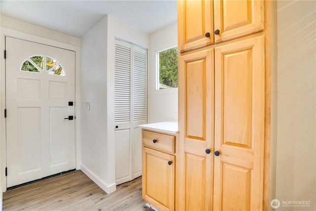 2450 Marine Drive, Bremerton, WA 98312