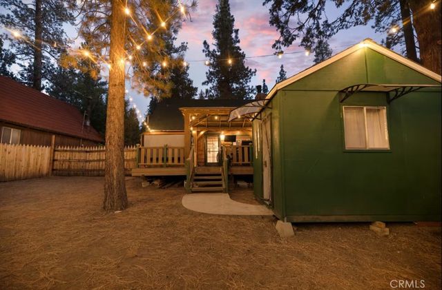 409 W Rainbow, Big Bear City, CA 92314