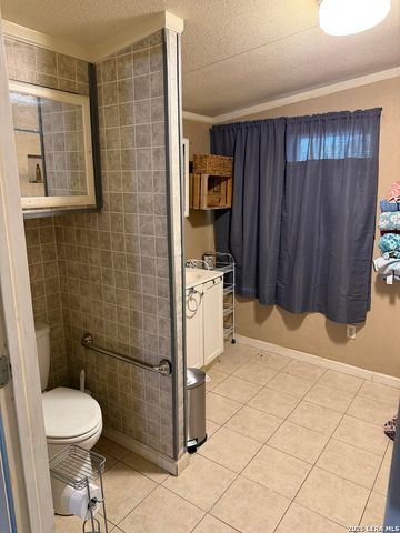 851 REDCLOUD DR, San Antonio, TX 78260