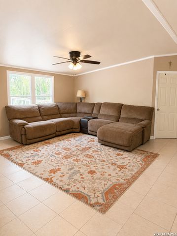 851 REDCLOUD DR, San Antonio, TX 78260