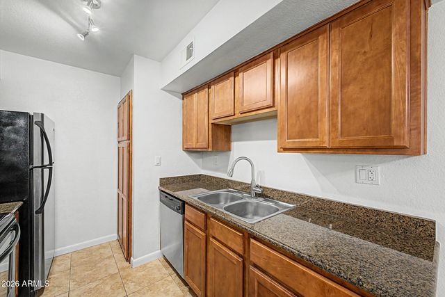 5995 N 78th Street 2012, Scottsdale, AZ 85250