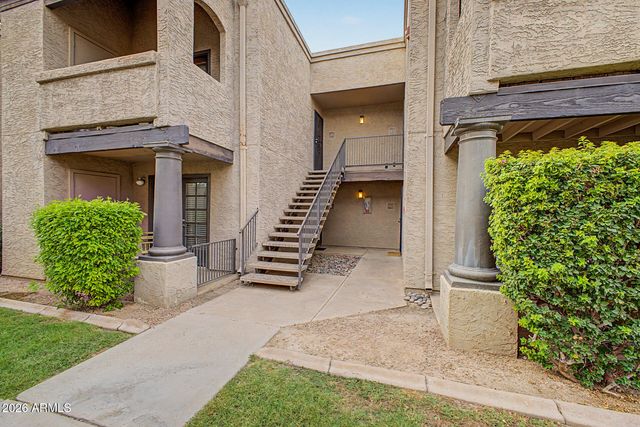 5995 N 78th Street 2012, Scottsdale, AZ 85250