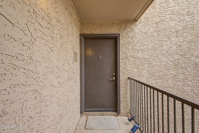 5995 N 78th Street 2012, Scottsdale, AZ 85250