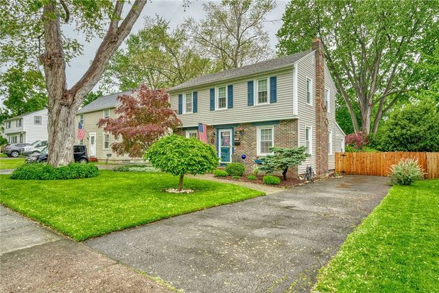 57 Elmguard Street, Greece, NY 14615