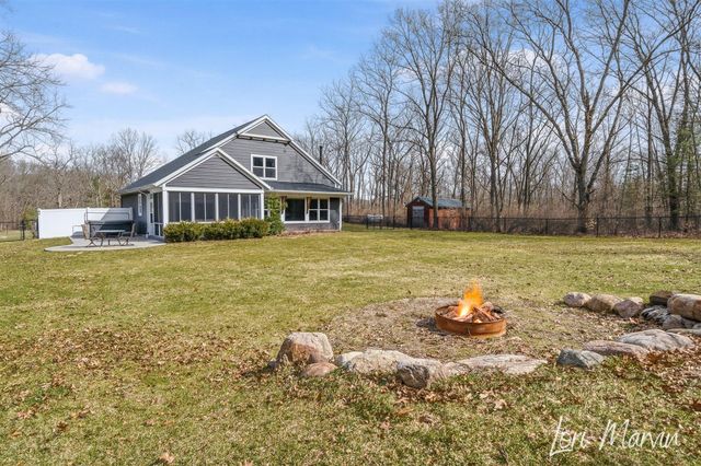 10966 Stakes Road, Greenville, MI 48838