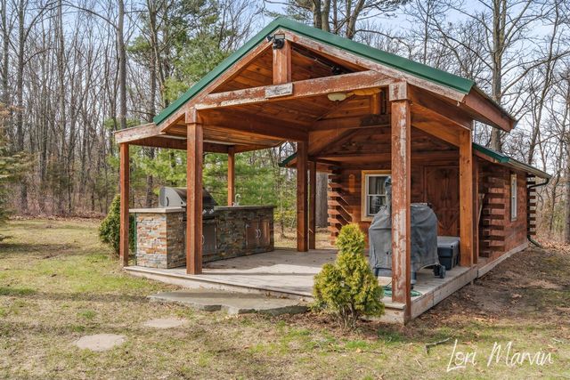 10966 Stakes Road, Greenville, MI 48838