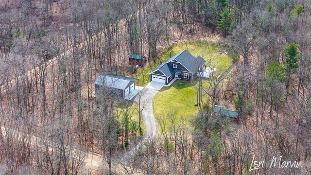 10966 Stakes Road, Greenville, MI 48838