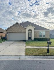 3172 Baywood Avenue, Lake Charles, LA 70607