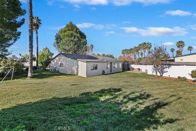 18590 Roberts, Riverside, CA 92508