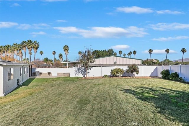 18590 Roberts, Riverside, CA 92508