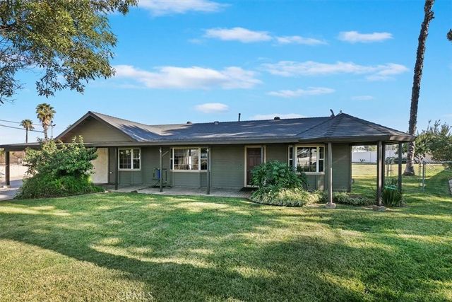 18590 Roberts, Riverside, CA 92508