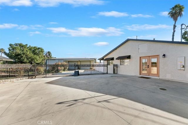 18590 Roberts, Riverside, CA 92508