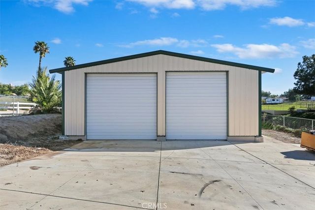 18590 Roberts, Riverside, CA 92508