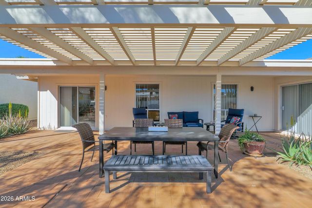 26609 S HOLLYGREEN Drive, Sun Lakes, AZ 85248