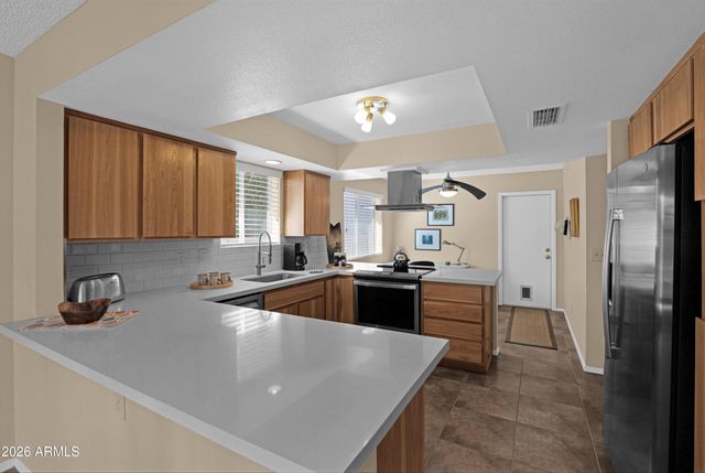 26609 S HOLLYGREEN Drive, Sun Lakes, AZ 85248