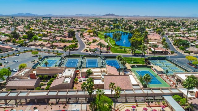 26609 S HOLLYGREEN Drive, Sun Lakes, AZ 85248