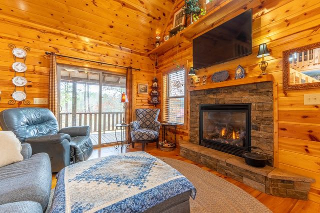 225 Hickory Woods Trail, Murphy, NC 28906