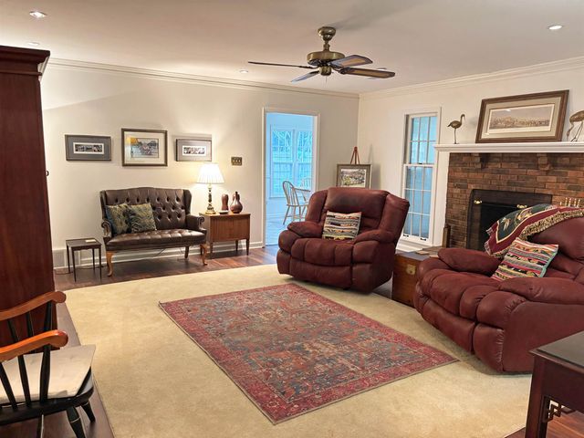 2131 SONNING DR, Germantown, TN 38138