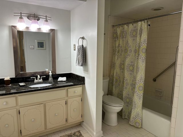 2131 SONNING DR, Germantown, TN 38138