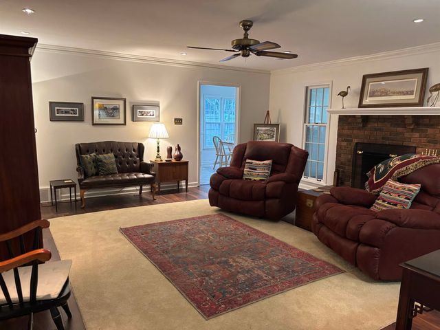 2131 SONNING DR, Germantown, TN 38138