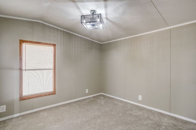 173 Briar Oaks Drive, Azle, TX 76020