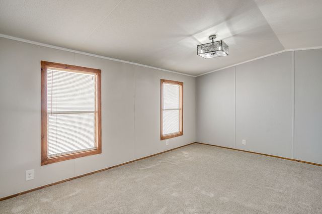 173 Briar Oaks Drive, Azle, TX 76020