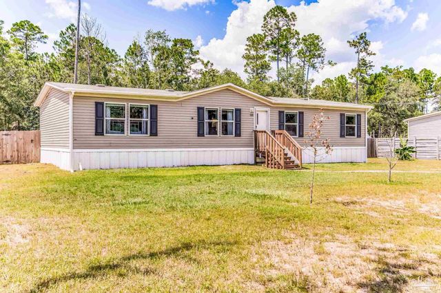 5359 Bodega Dr, Milton, FL 32583