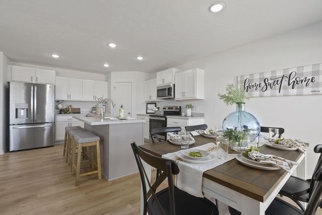 461 Baird Court, Willard, MO 65781