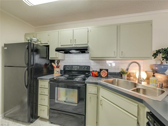 107 Stratford DR K, Williamsburg, VA 23185