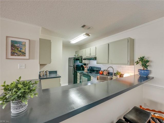 107 Stratford DR K, Williamsburg, VA 23185