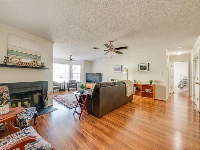 107 Stratford DR K, Williamsburg, VA 23185