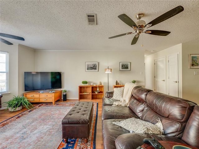 107 Stratford DR K, Williamsburg, VA 23185