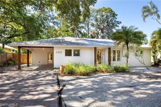 2424 Harbor RD, Naples, FL 34104