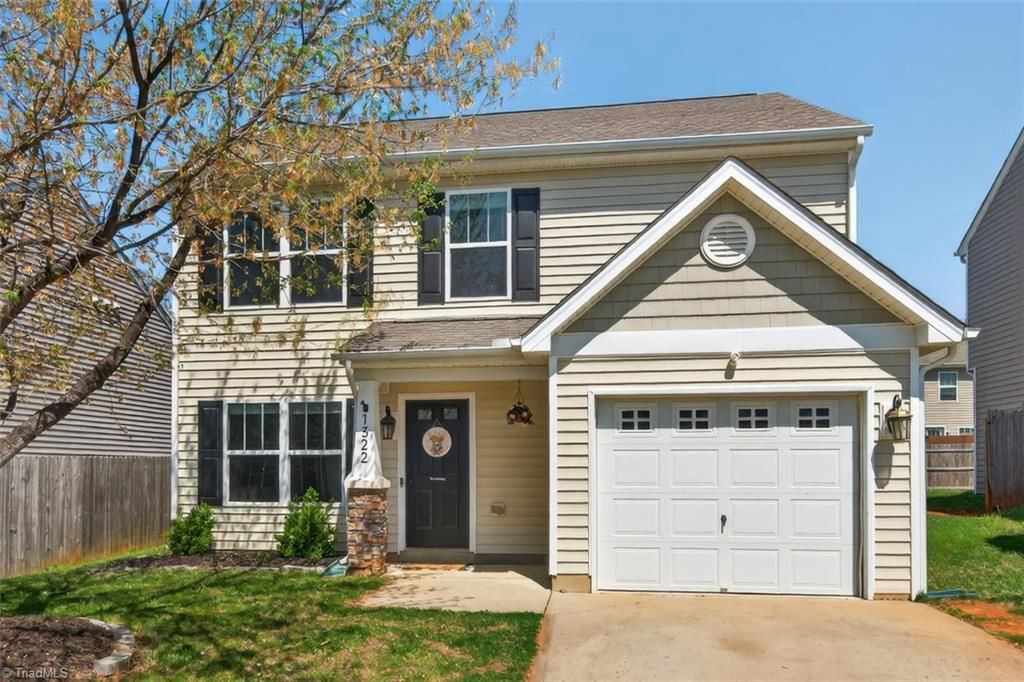 1322 Silver Drive, Mebane, NC 27302