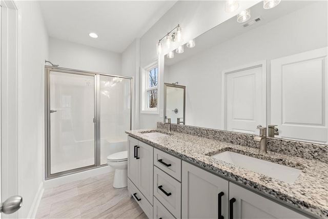 96 Hawks Ridge Ct, Cleveland, GA 30528