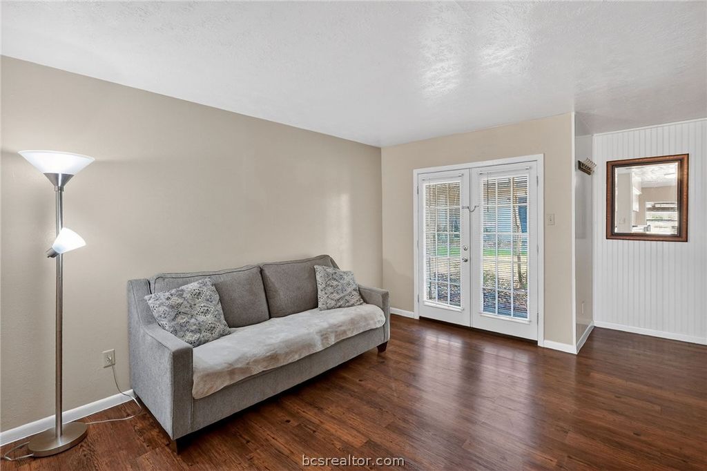 1400 Summit Street B, College Station, TX 77845 — photo 5