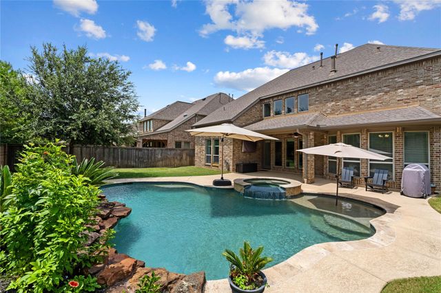 19719 Raccoon Hollow Way, Cypress, TX 77433