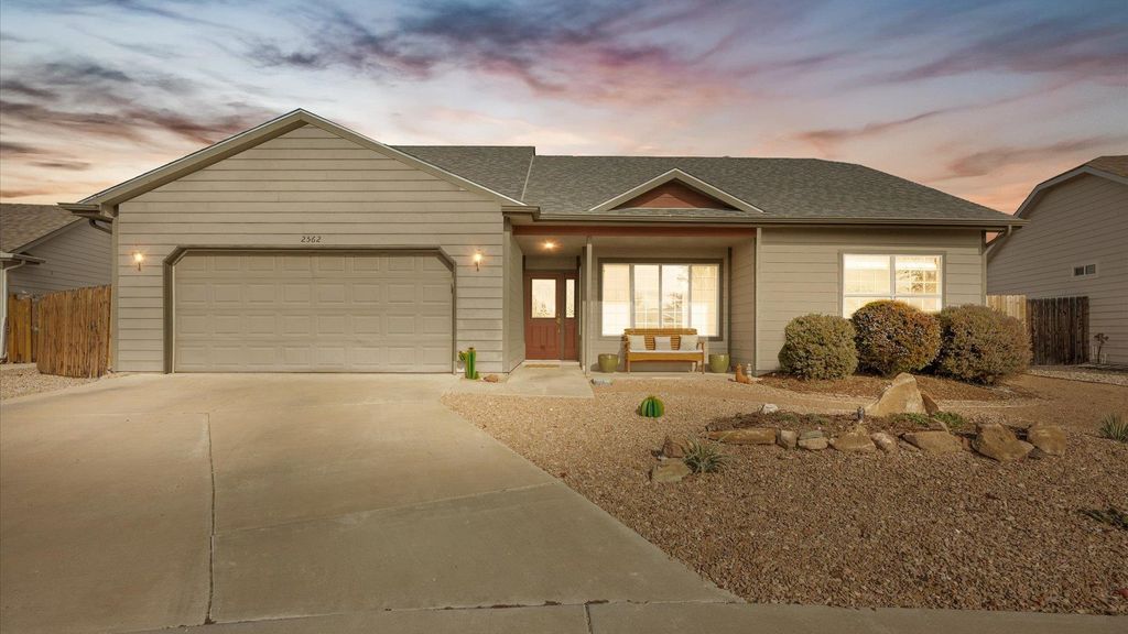 2562 Trails End Court, Grand Junction, CO 81505
