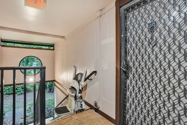 9414 S BELFORT Circle 215, Tamarac, FL 33321