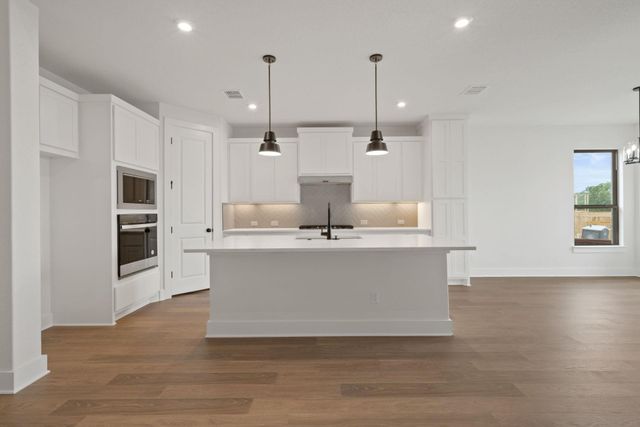 1243 Robin TRL, Round Rock, TX 78681