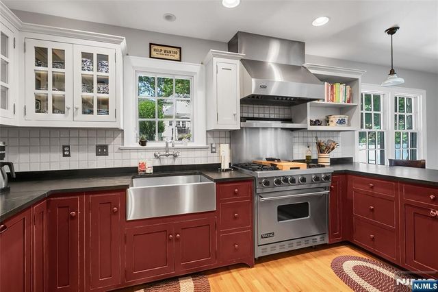 20 Howard Street, Verona, NJ 07044