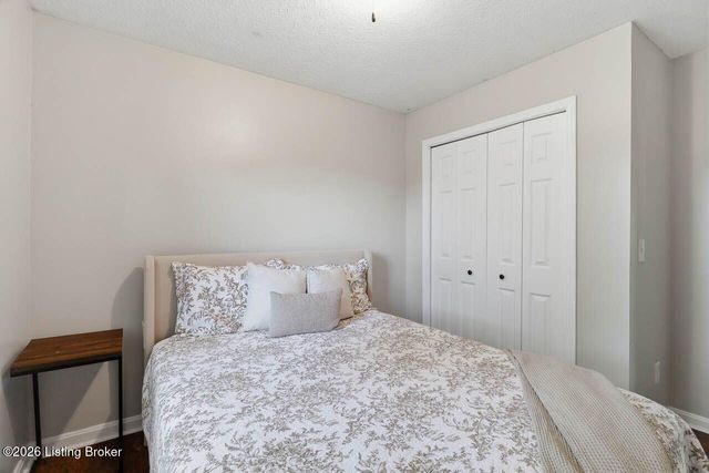 44 Tinted Cloud Cir, Elizabethtown, KY 42701