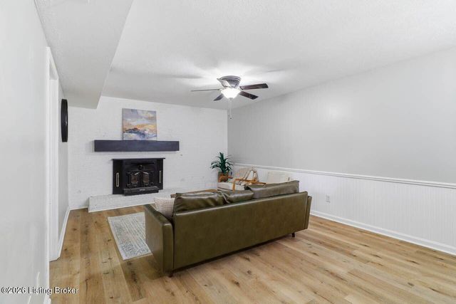 44 Tinted Cloud Cir, Elizabethtown, KY 42701