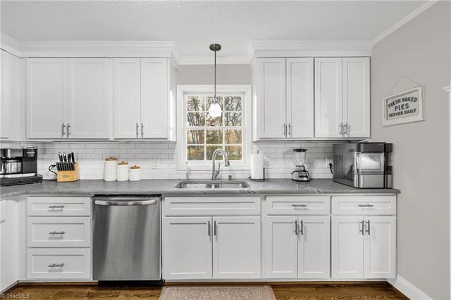 590 Cedar Lane, Reidsville, NC 27320