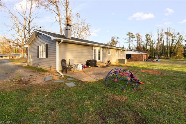 590 Cedar Lane, Reidsville, NC 27320