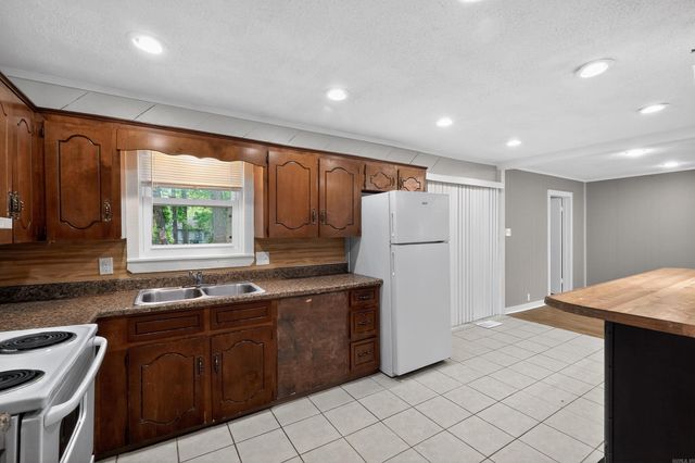 7719 Bradley Drive, Little Rock, AR 72209
