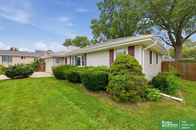 7416 S 28th Street, Bellevue, NE 68147