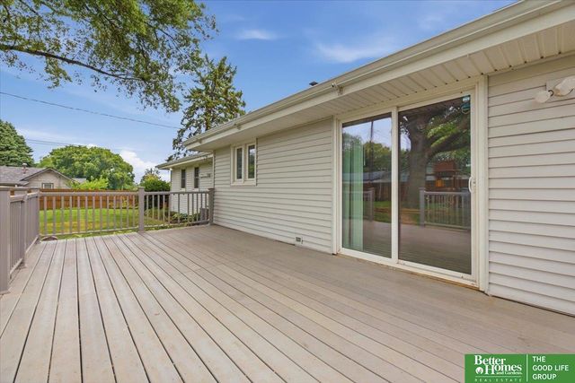 7416 S 28th Street, Bellevue, NE 68147